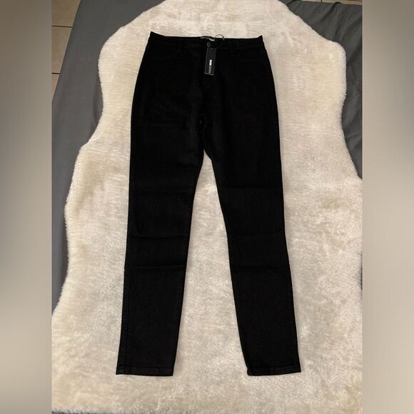 New Fashion Nova Classic High‎ Waist Black Skinny Jeans Plus Size 1X Pants - Picture 1 of 8